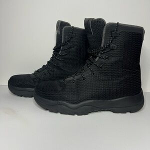 Mens Nike Jordan Future Boots Size 9 Black Waterproof